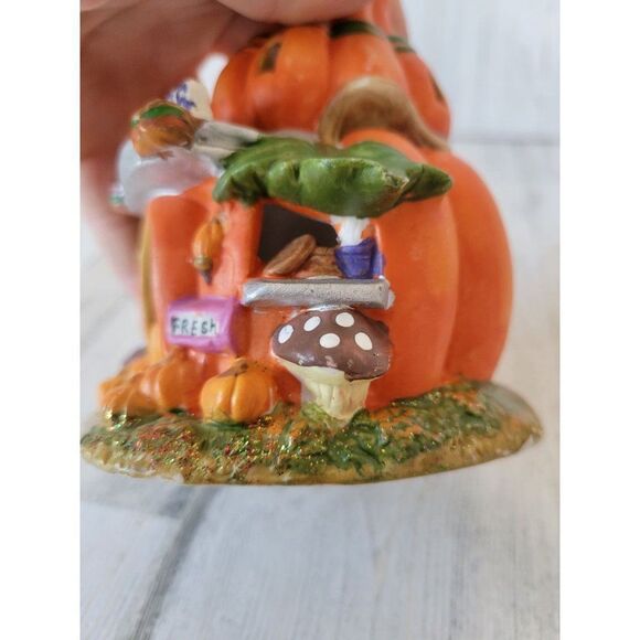 Hamburger pumpkin Halloween mini village house decor light up vintage mushrooms - Picture 4 of 9
